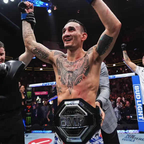 Quién es Max Holloway: El campeón del BMF que nunca ha sido noqueado